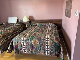 Lamplighter Viking Motel