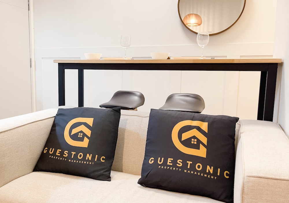 Guestonic Neu Suite Cozy Studio