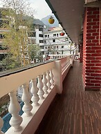 Hotel Heavens Door