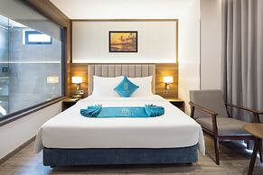 Avari Hotel