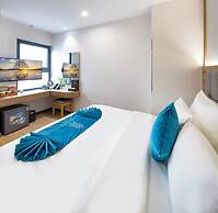 Avari Hotel