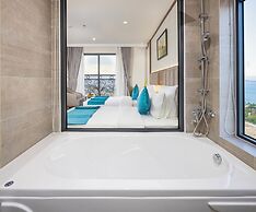 Avari Hotel