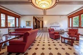 Gargiulo Suites