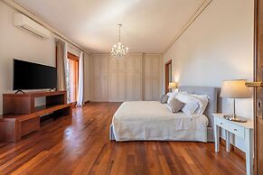Gargiulo Suites