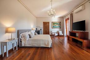 Gargiulo Suites
