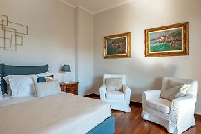Gargiulo Suites