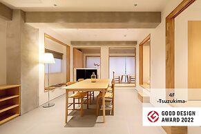 M/W HOTEL