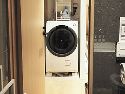 M/W HOTEL