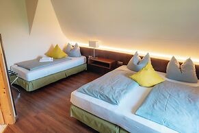 Noon Mirch Hotel Restaurant