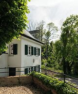 Noon Mirch Hotel Restaurant