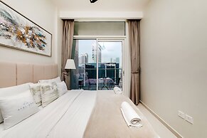 DAMAC Vera 1BR with Downtown View