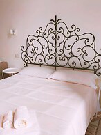 Bari LandLord 242