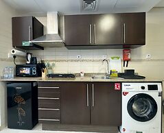 Cosmos Living Charming Studio With Balco