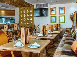 Cosmos Living Charming Studio With Balco