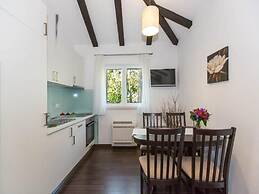 4B Apartments