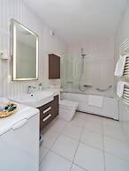 4B Apartments
