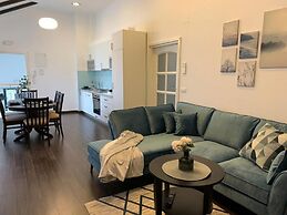 4B Apartments
