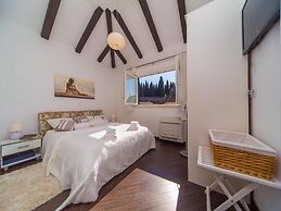 4B Apartments