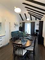 4B Apartments