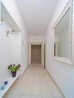 4B Apartments