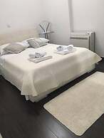 4B Apartments