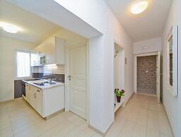 4B Apartments