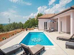 Villa Tomicich