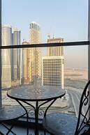 Waves - Comfort and Style in a 21st-Floor Studio With View
