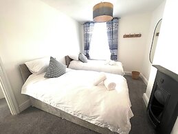 Seaside Haven at Willowdene Cottage