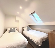 Seaside Haven at Willowdene Cottage