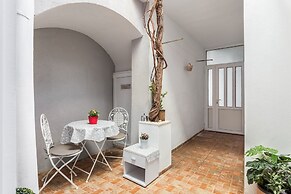 Studio Toniko