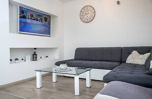 Apartment Villa Andelka
