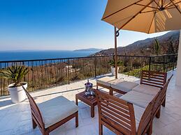 Villa Corichi
