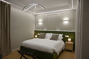Mom Apartment Rooms&Suites