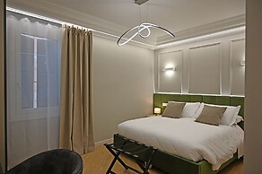 Mom Apartment Rooms&Suites