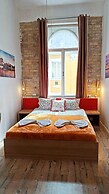 GoodMo Budapest Smart Rooms