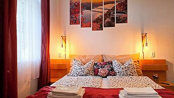 GoodMo Budapest Smart Rooms