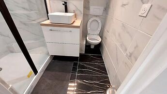 Brand New 1BR flat - Paris 13ième & Orly