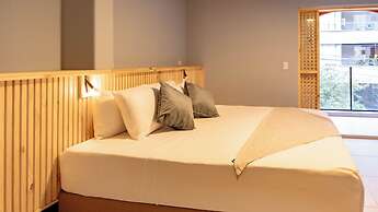 Leviu by Bernalo Hotels