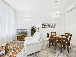 ApartHotel No6