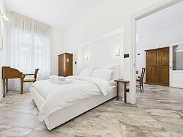 ApartHotel No6