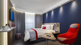 Holiday Inn Express Paris Poissy by IHG