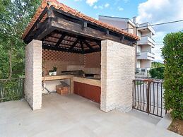 Apartments Ilija Njavro