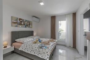 Pool Apartments Crikvenica