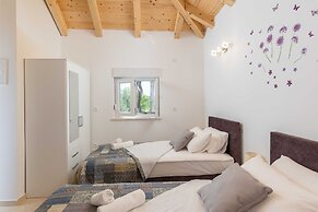 Apartments Roza