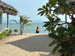 Sand Terrace Beach Bungalows