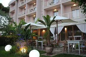 Hotel Bijou