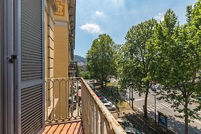 Sunny Apartment by Wonderful Italy