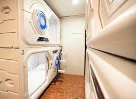 Just Hostel Capsules