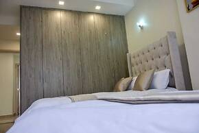 Lux Suites Tabere Heights Apartments